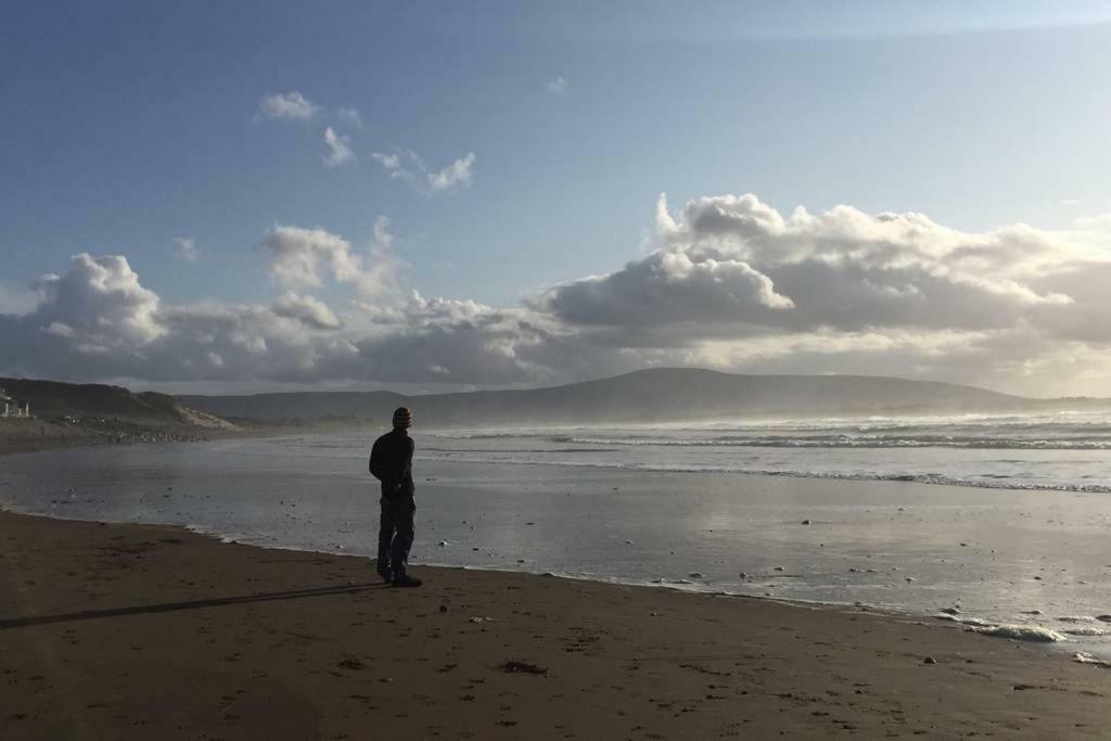 Strandhill Home, One Minute From The Beach And Pubs Екстериор снимка