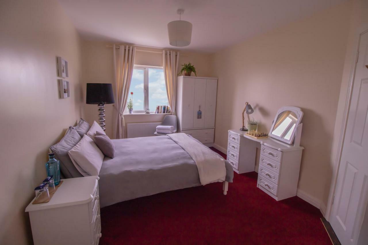 Strandhill Home, One Minute From The Beach And Pubs Екстериор снимка
