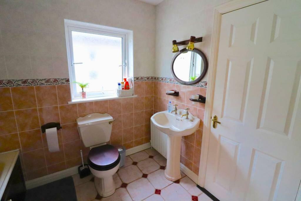 Strandhill Home, One Minute From The Beach And Pubs Екстериор снимка